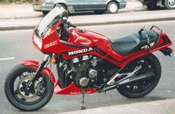 CBX750 Lon.jpg